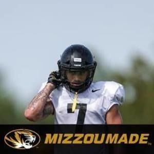 Meet your Posher, Dennis